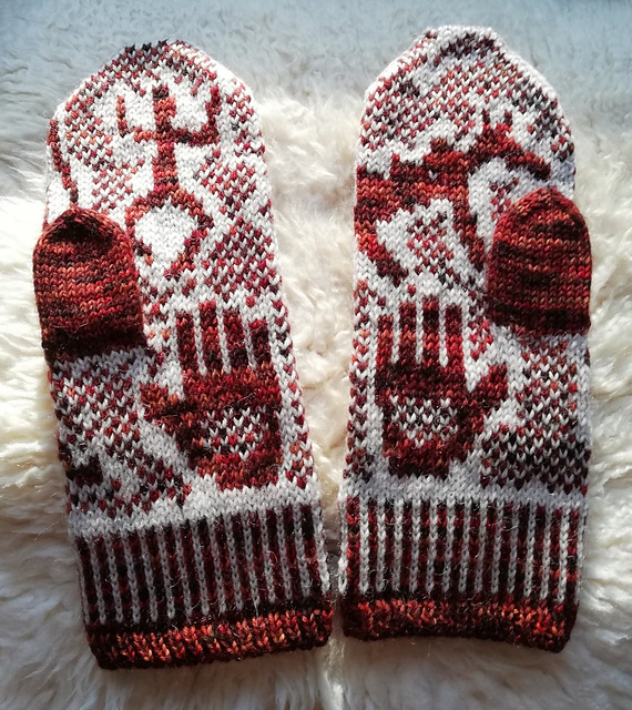 Kalliomaalaus lapaset / Rock painting mittens
