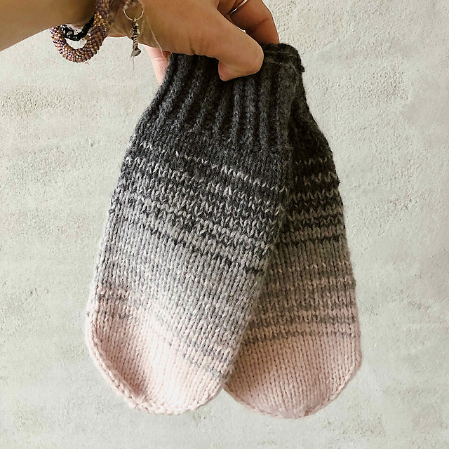 Mittens with dip dye