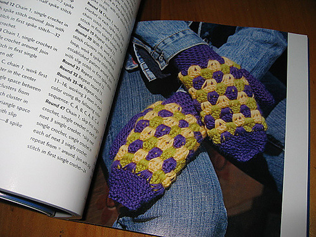 Diamond Mittens