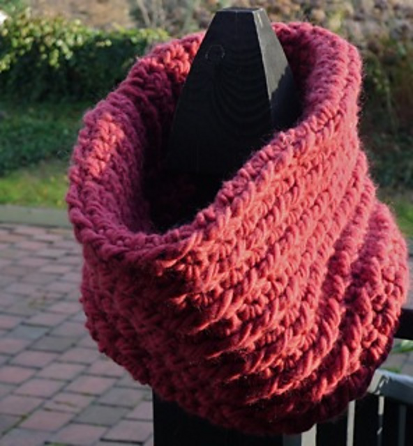 Sagramor Cowl of Imperviousness