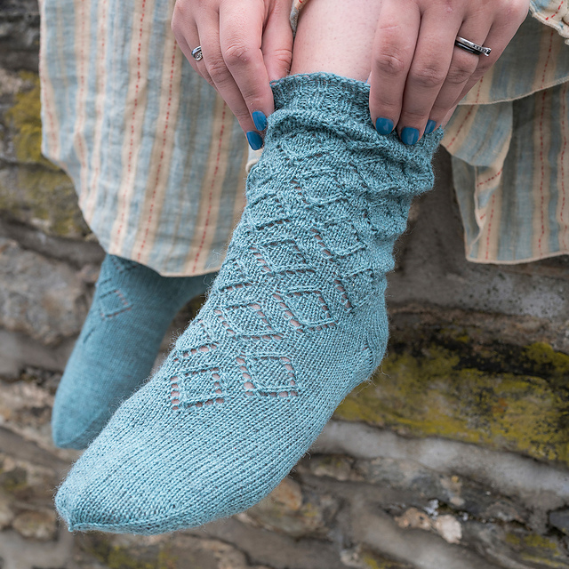 Setu Socks to Knit