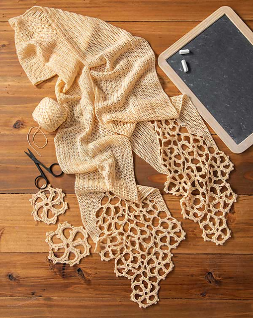 A Pinwheel Scarf Derived from Weldon's