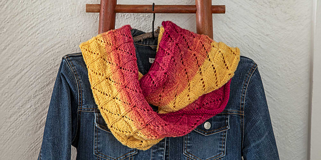 Pleats and Ladders Cowl