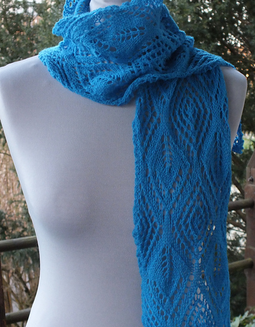 Bravumatos Lace Schal