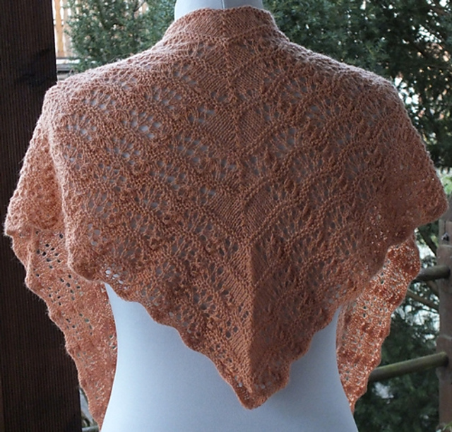 Namurona 1 Lace Tuch
