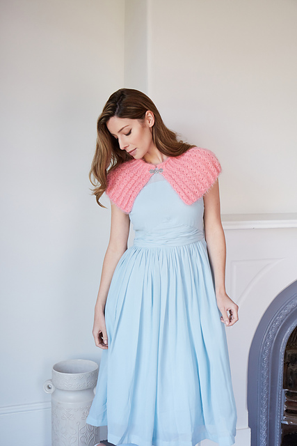 Macaron Capelet