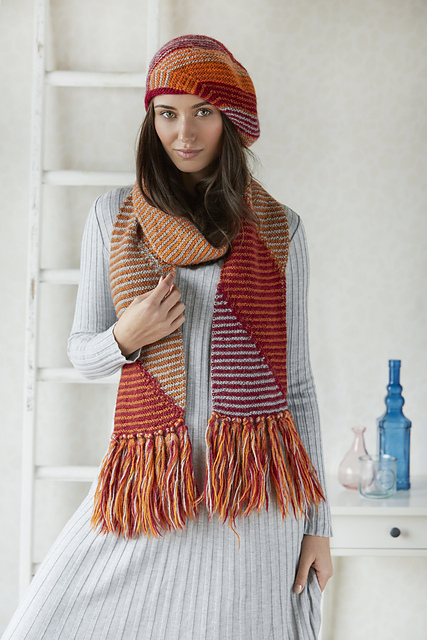 Sliced Stripe Scarf