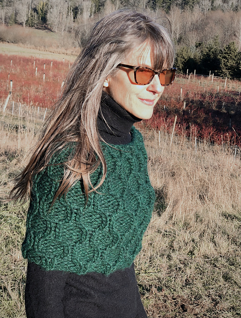 Trellis Capelet