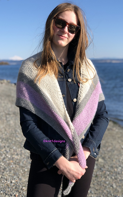 the Feli Shawl