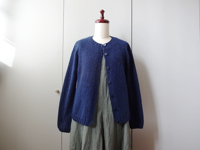 #04 Cardigan