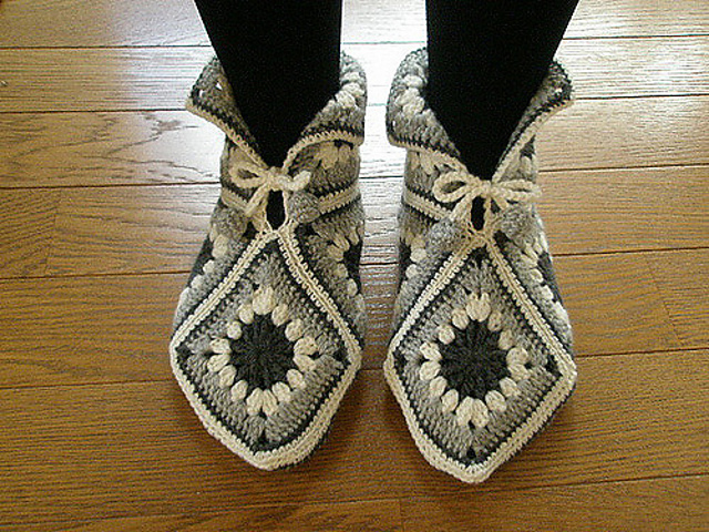 p.24 Square room shoes