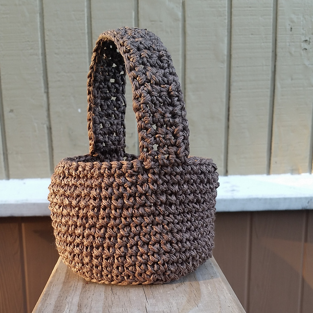 Woodsy Basket