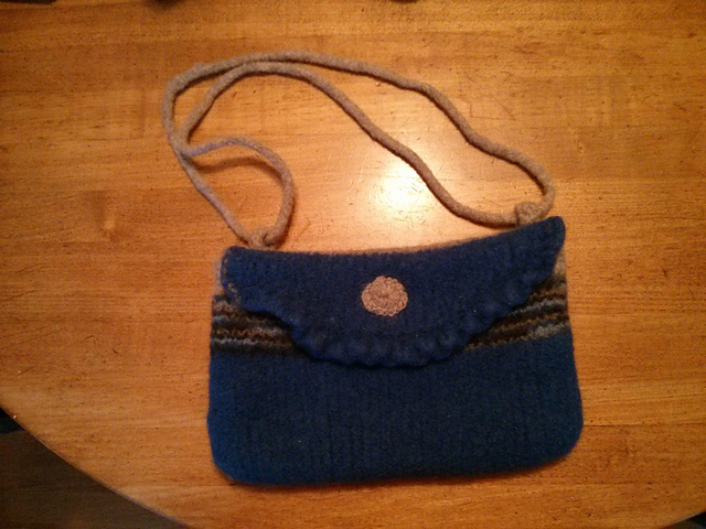 Purse with Ruffled Flap