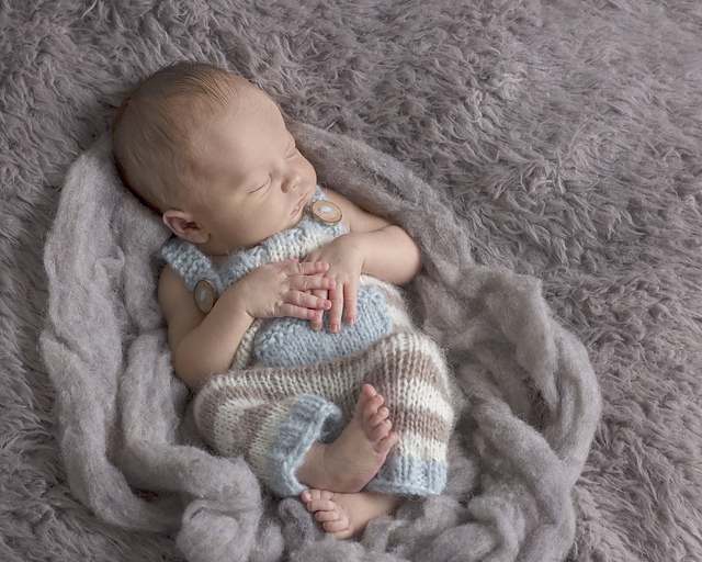 Knit - Girl and Boy Newborn Romper