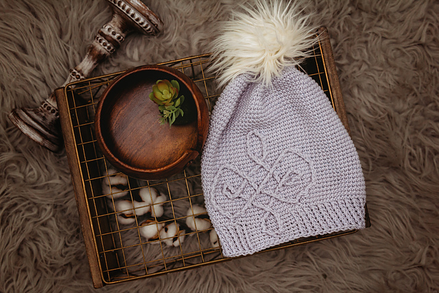 Infinity Frost Swirl Hat