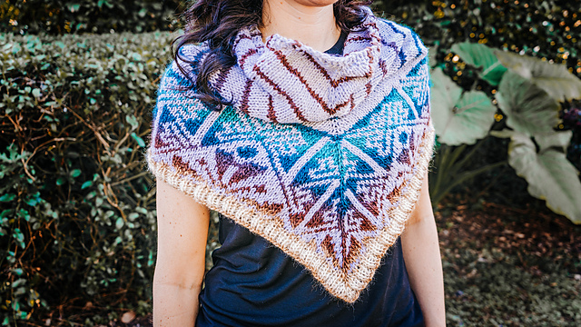 Prism Knit Colorwork Cowl