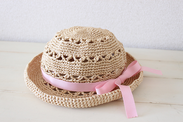 E. Hat for kids 