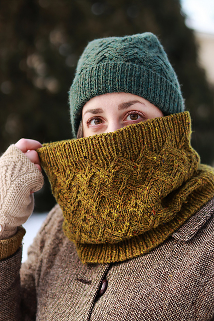 Balsam Point Cowl