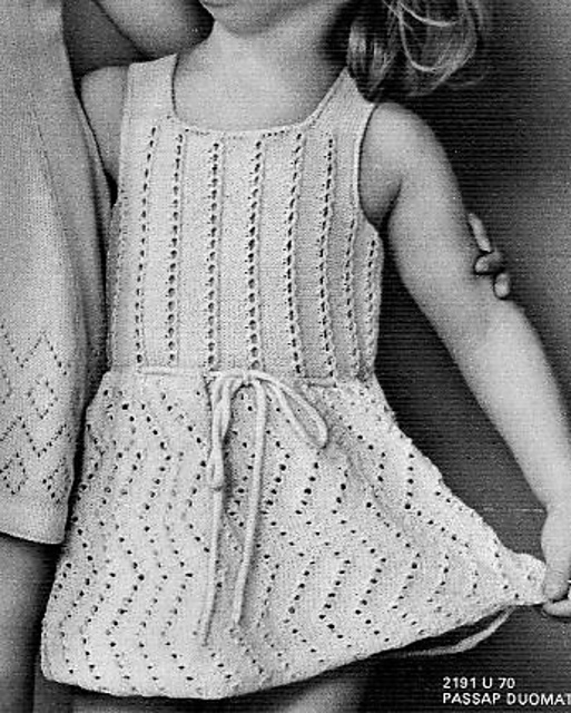 2191 Pinafore dress