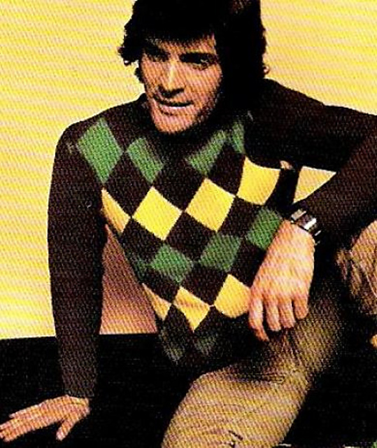1900 A Man's sweater