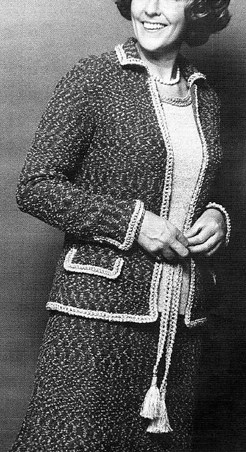 1915 C Lady's suit - blouse