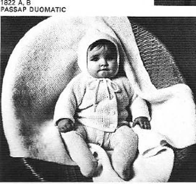 1822 Baby's jacket with bonnet