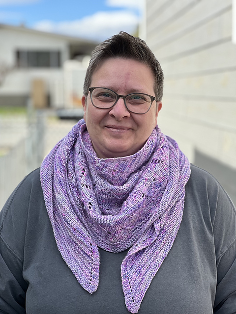 Spring Lilac Shawl