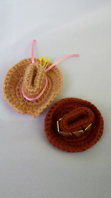 Hat for toys