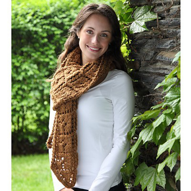 Lobed Leaf Scarf