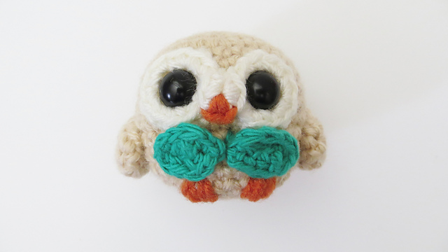 Tiny Rowlet Amigurumi