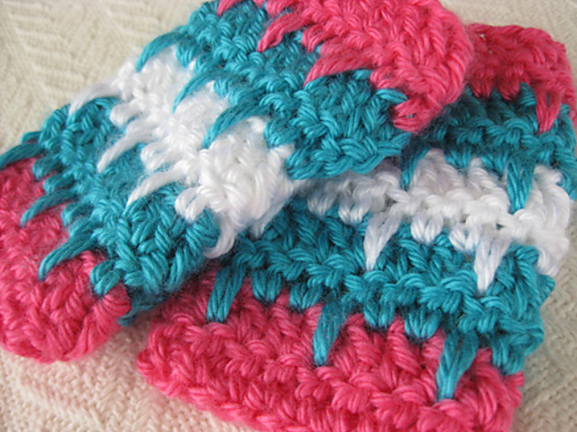 Spike Stitch Children's Fingerless Gloves