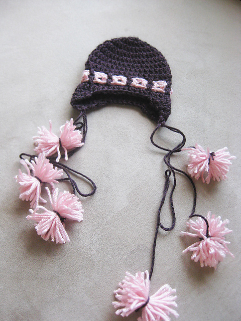Boxes and Pompoms Newborn Hat