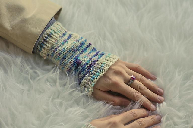 Collingwood Wristlets