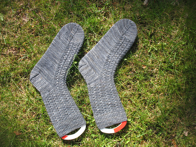 Man's Short Cable Socks