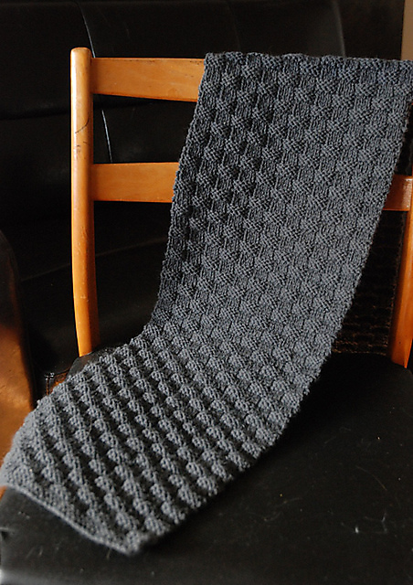 BASKET-STITCH SCARF