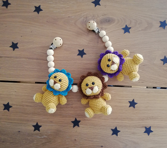 Stroller garland mobile - lion