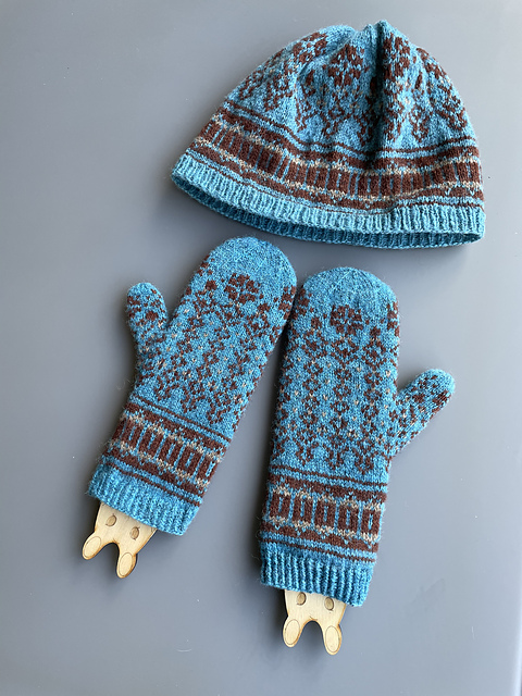 Mayleen hat & mittens set