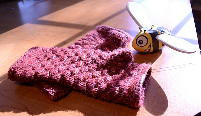 Worker Bee Mitts