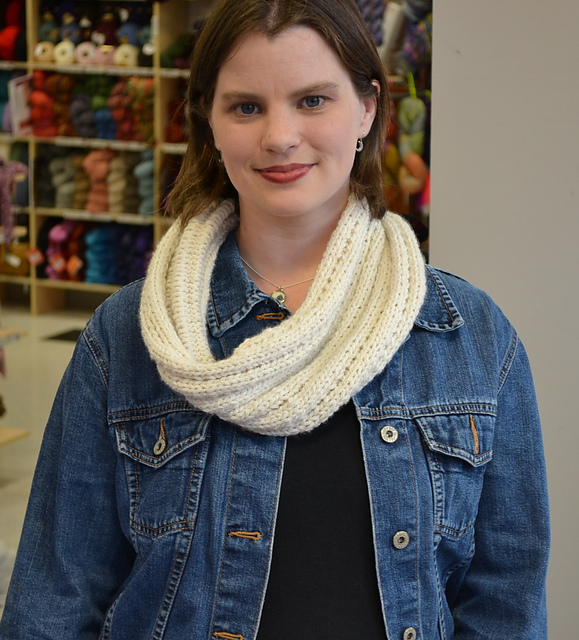 Crazy Easy Cowl
