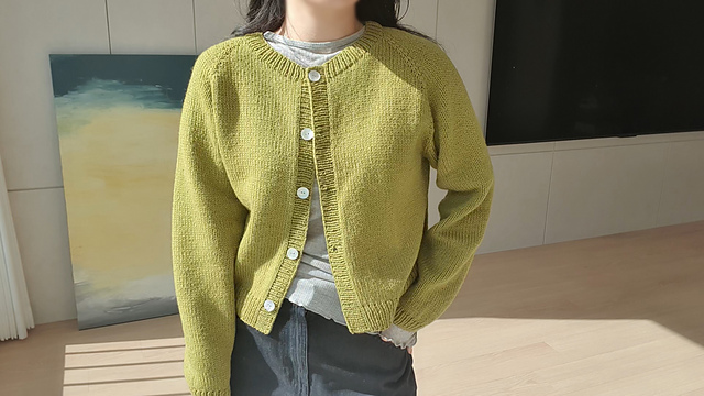 Matcha Round-Neck Cardigan