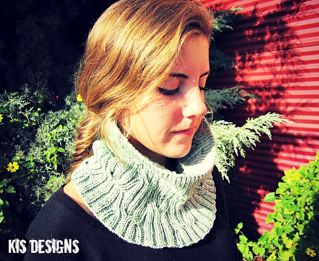 Lakes End Cowl