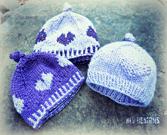 2 Hearts Newborn Cap
