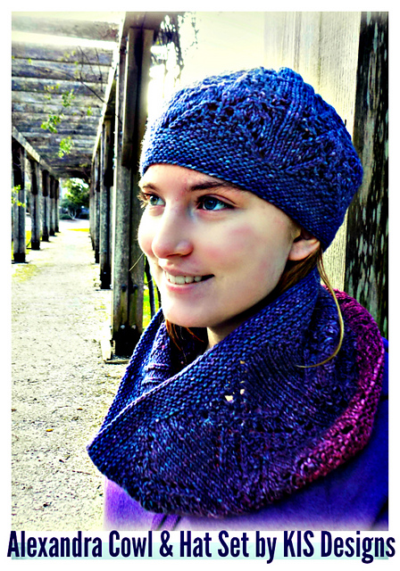 Alexandra Cowl & Hat Set