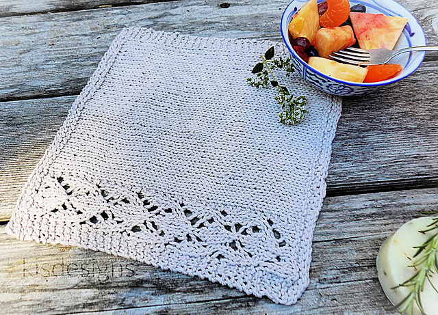 A Touch of Lace Washcloth