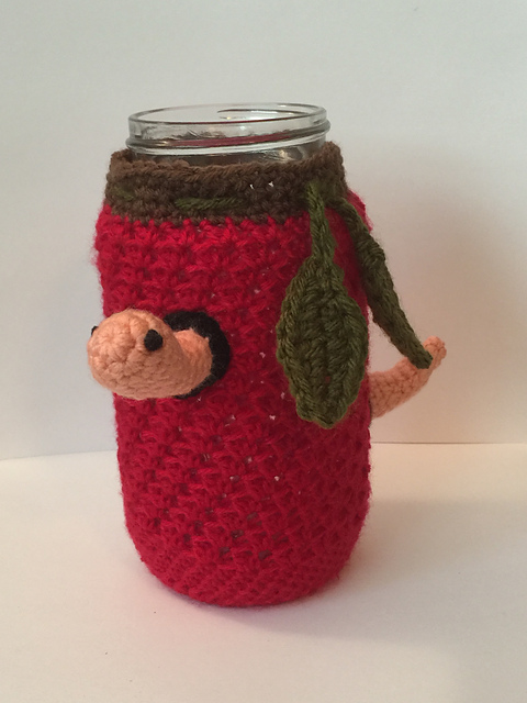 Apple Mason Jar Cover w/ Worm