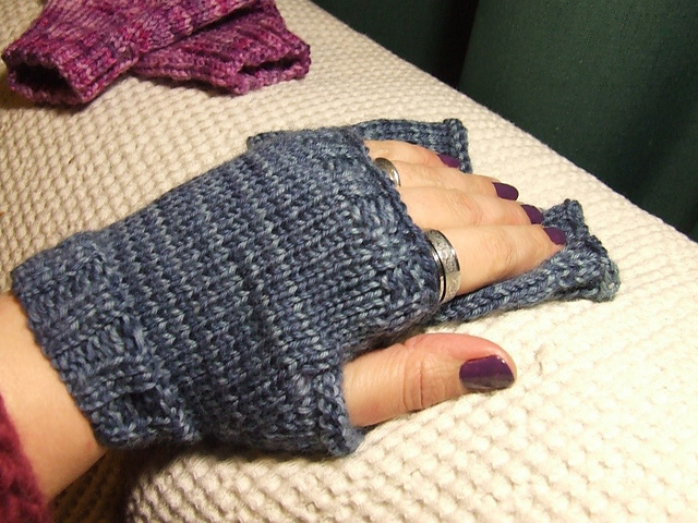 Kiwimedievalist's Mitts