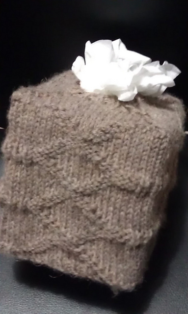 Inverness Diamond Tissue Cozy
