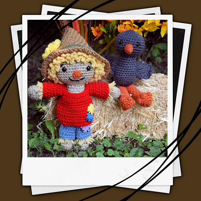 JJ Boy Scarecrow & Crow