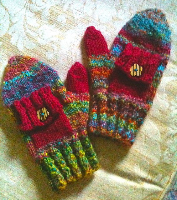 Cable Twist Mittens