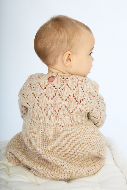Robe ajourée manches longues  - M6402